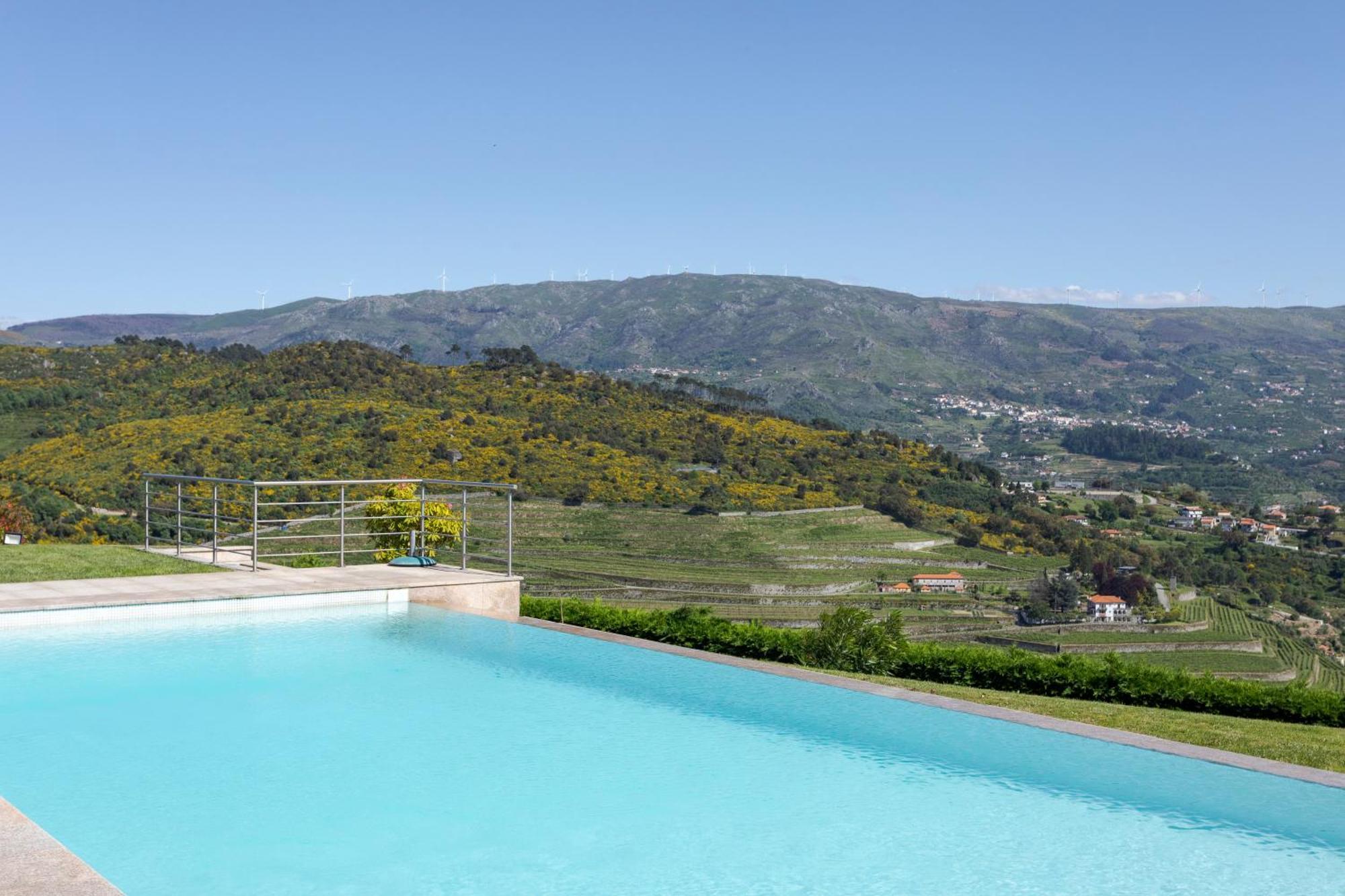 Spacious Villa Pool & Douro View By Host Wise Santa Marinha do Zêzere Dış mekan fotoğraf