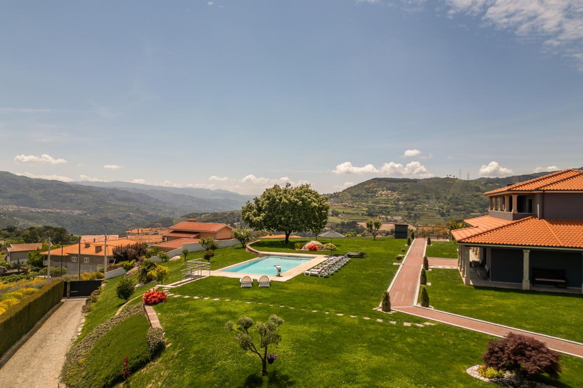 Spacious Villa Pool & Douro View By Host Wise Santa Marinha do Zêzere Dış mekan fotoğraf