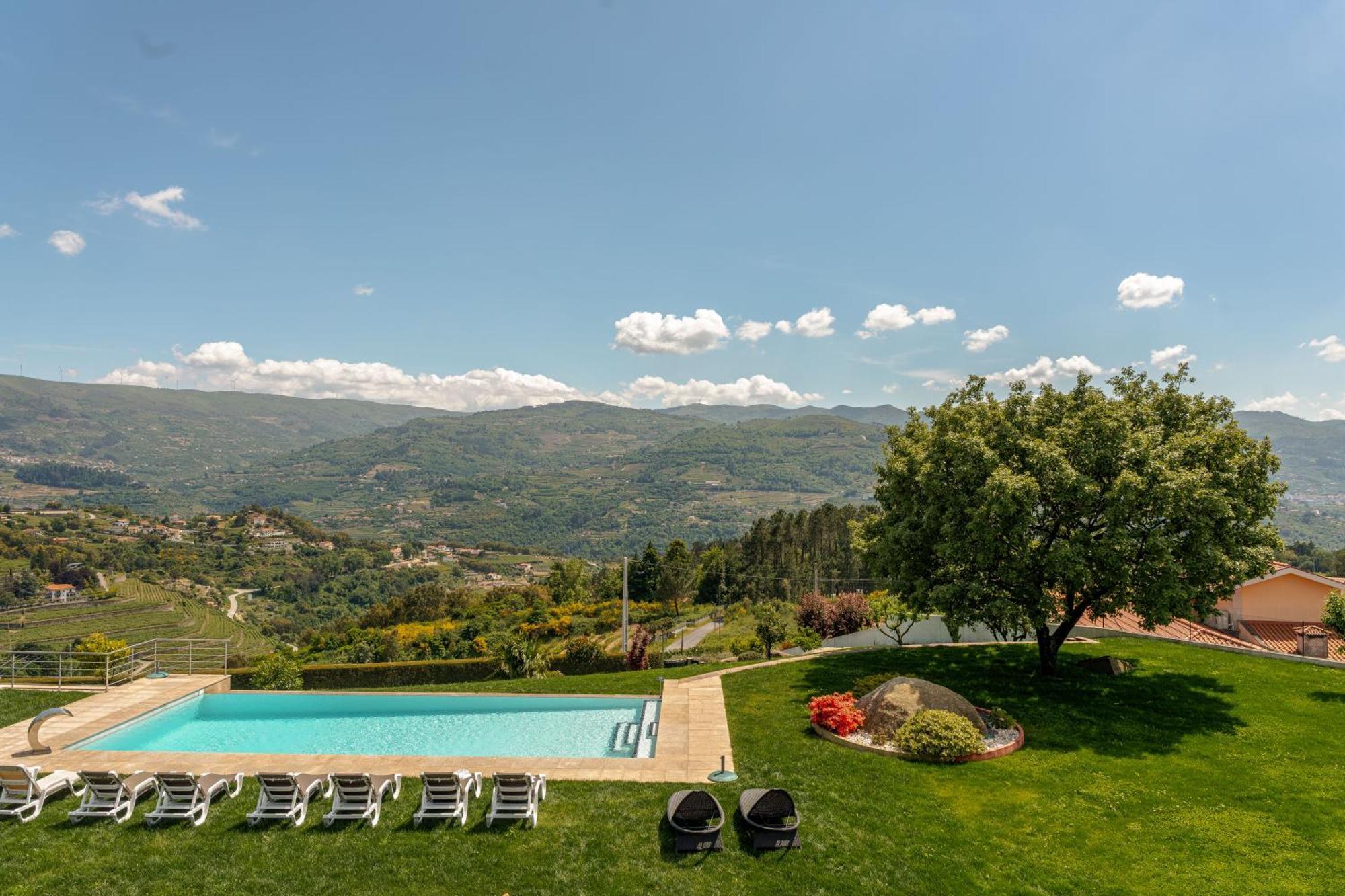 Spacious Villa Pool & Douro View By Host Wise Santa Marinha do Zêzere Dış mekan fotoğraf